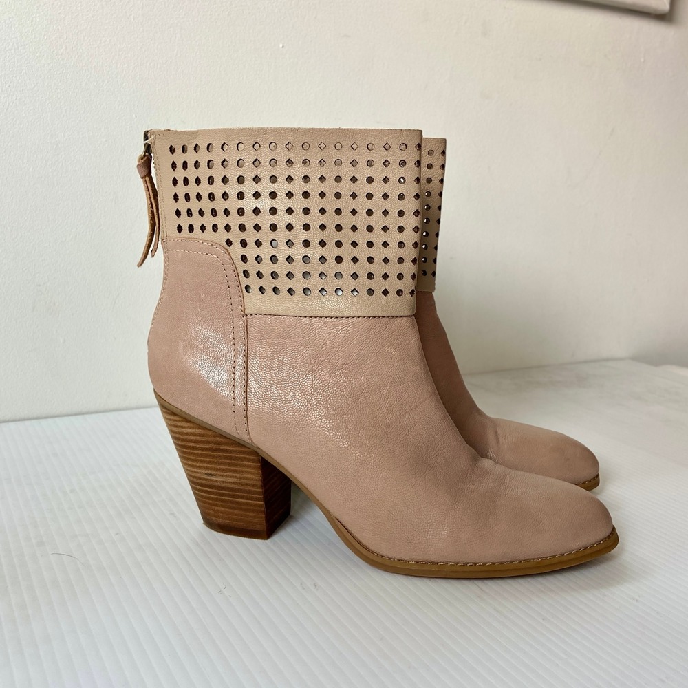 Nine West Hippy Chic Beige Leather Heeled Ankle Boots Womens 11M